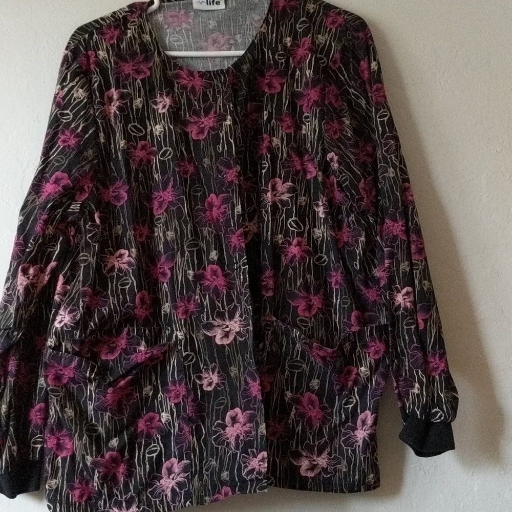 Scrub jacket